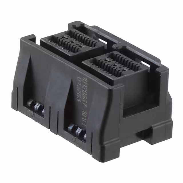 10120667-101LF Amphenol ICC (FCI)  Gruppi di connettori collegabili